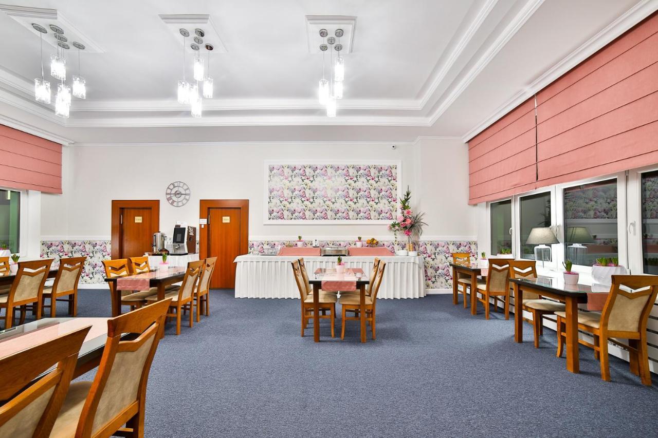 Hotel Wiosna Rabka Exteriör bild