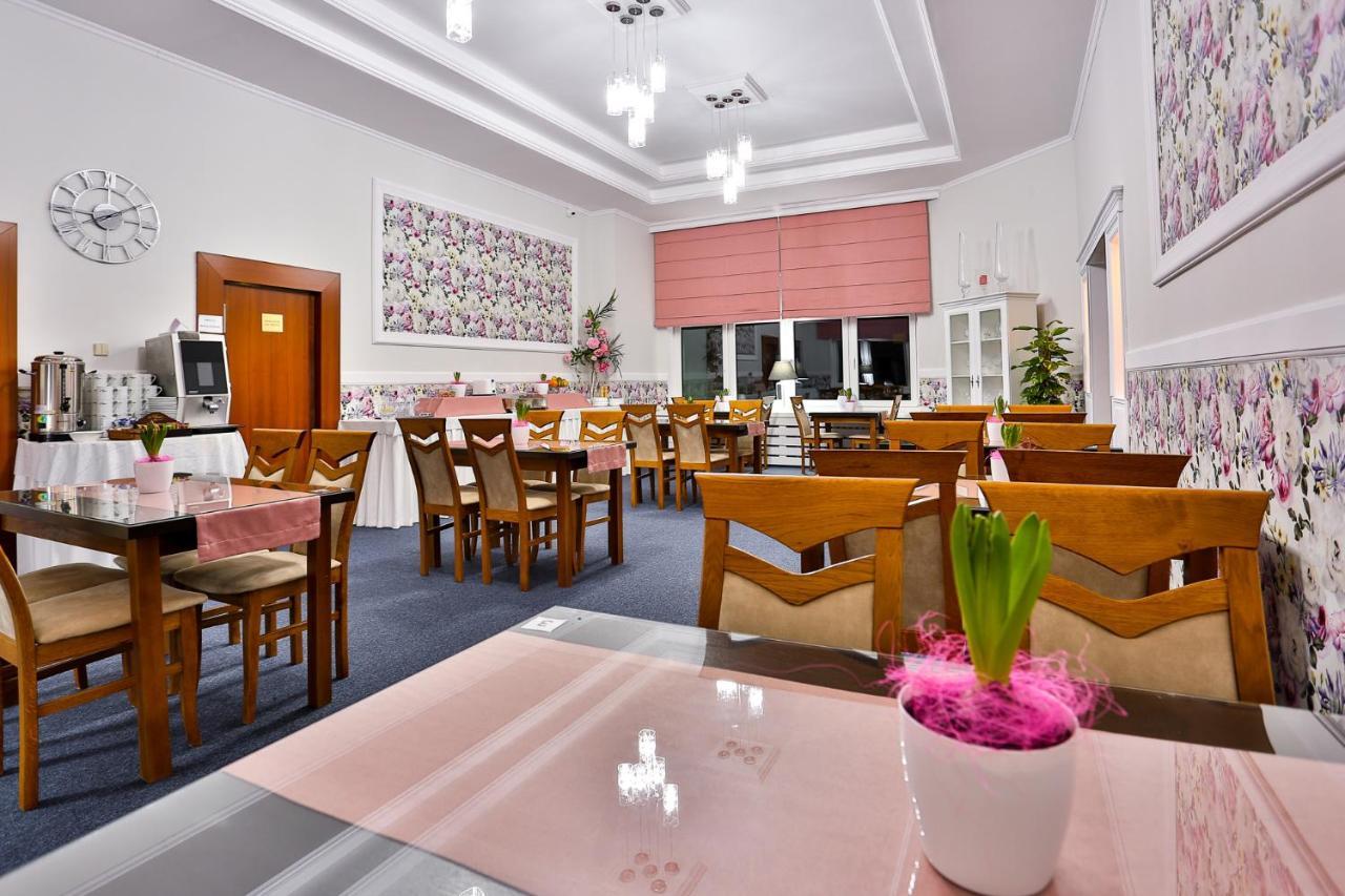 Hotel Wiosna Rabka Exteriör bild